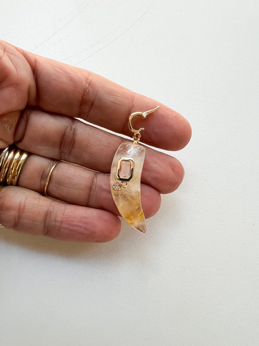 Pingente dente pedras naturais