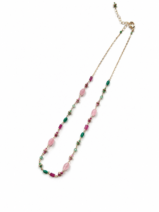 Colar pedras Jardim curto