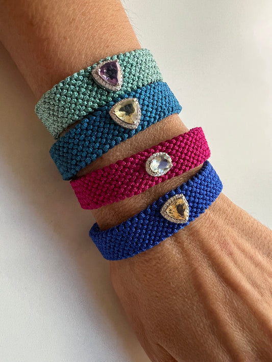 Pulseira macramé pedras naturais/moissanite