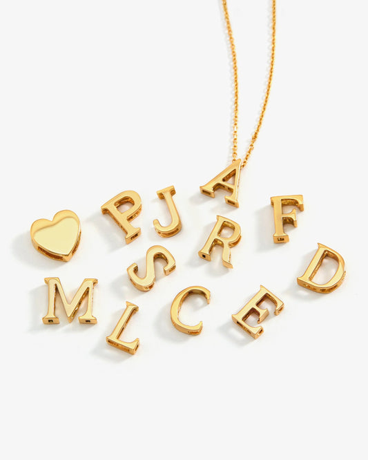 Iniciais de ouro 18k Com Corrente Modelo Cartier - Helen Gordilho