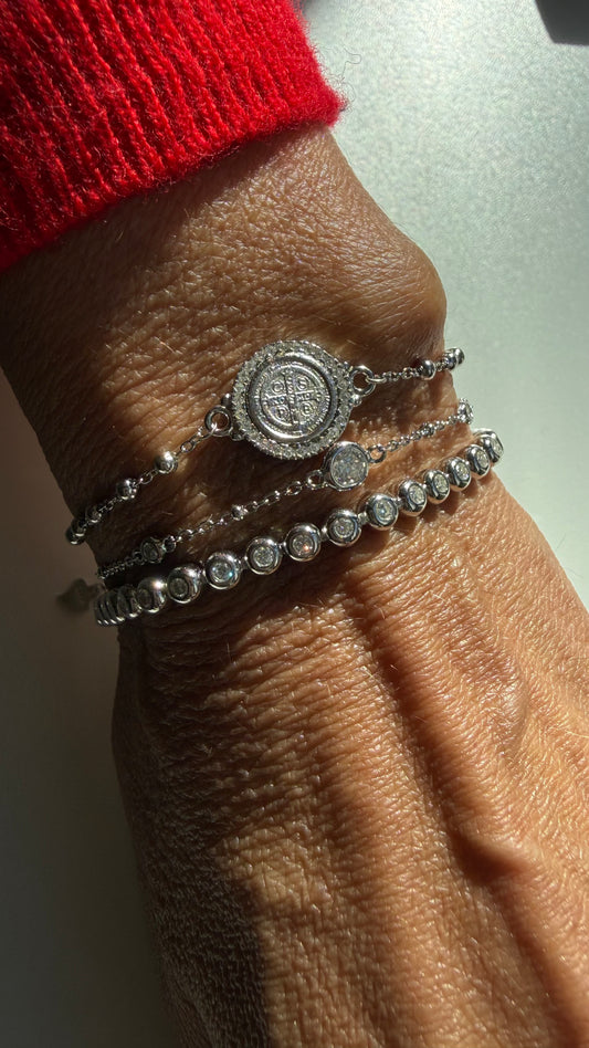 Pulseira medalha São Bento moissanites