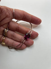 Pulseira fio de seda pedras ovais ( REPOSIÇÃO EM BREVE)