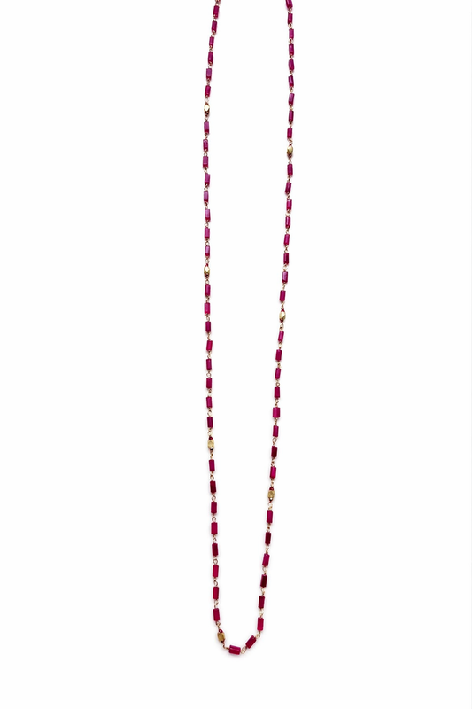 Colar torcidinho pedras