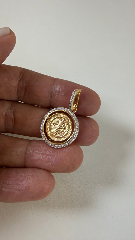 Pingente São Bento Moissanites