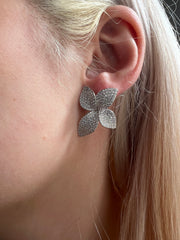 Ear jacket folhas