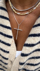 Colar crucifixo palito