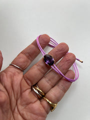 Pulseira fio de seda pedras ovais ( REPOSIÇÃO EM BREVE)