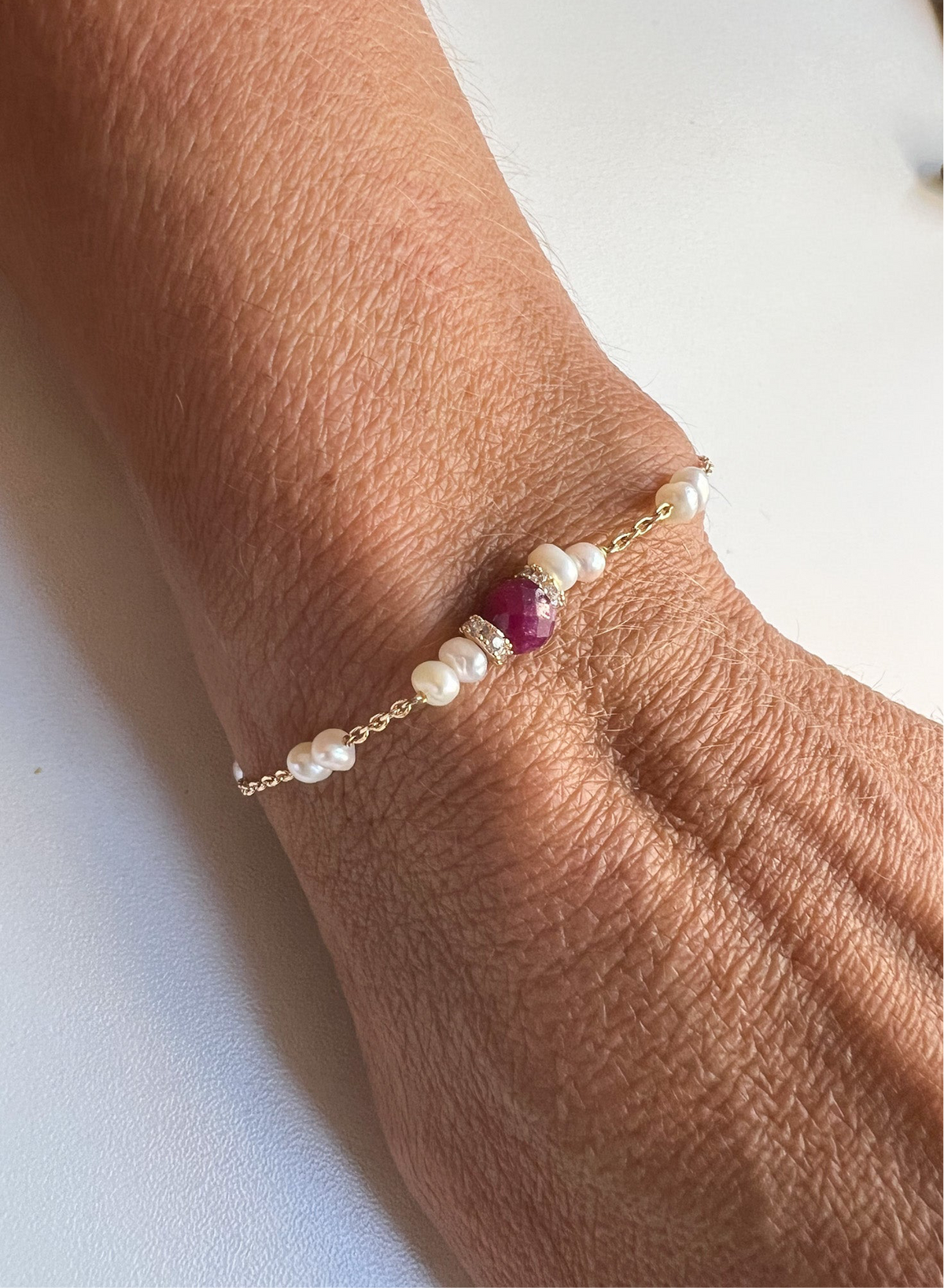 Pulseira pérolas e rubis