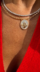 Colar sagrado coração madrepérola e moissanite.