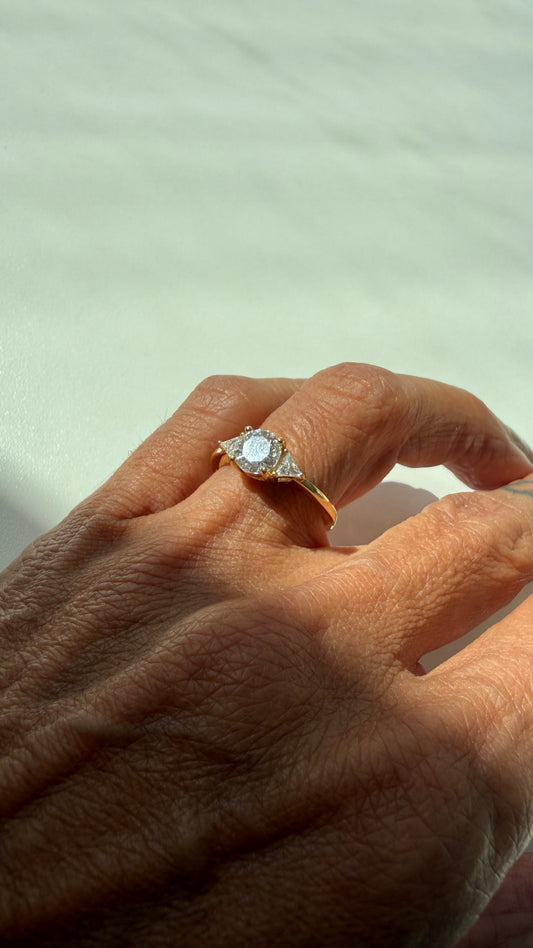 Anel Moissanite 6mm dourado