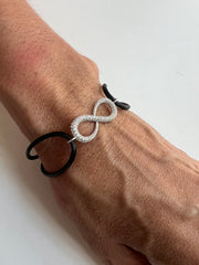 Pulseira fio de seda infinito