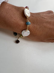 Pulseira pitangas pedras e Pérolas