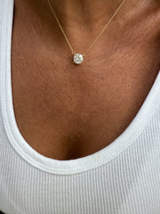 Colar ponto de luz moissanite 8mm