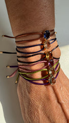 Pulseira fio de seda cristais