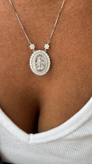 Medalha milagrosa flor Moissanite