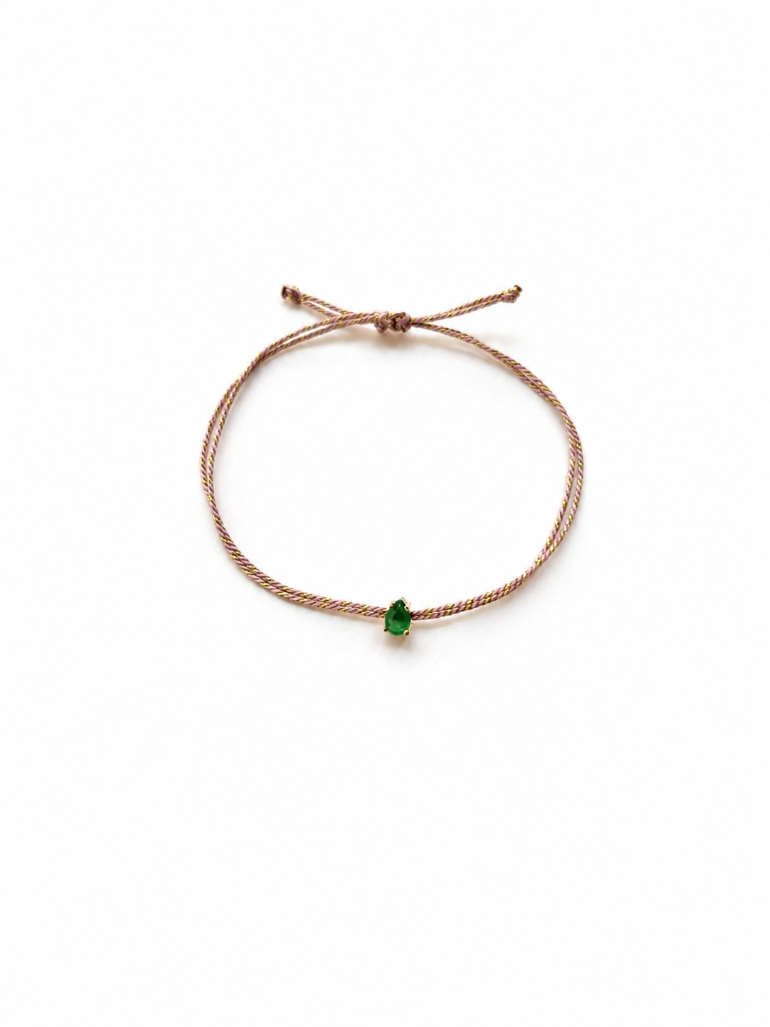 Pulseira fio de seda esmeralda gota 4x6mm