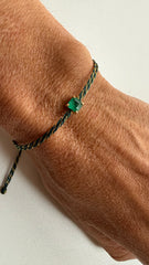 Pulseira fio de seda esmeralda 5mm