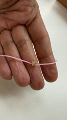Pulseira colorida fio de seda elementos
