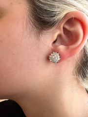 Brinco moissanite flor 6 pétalas