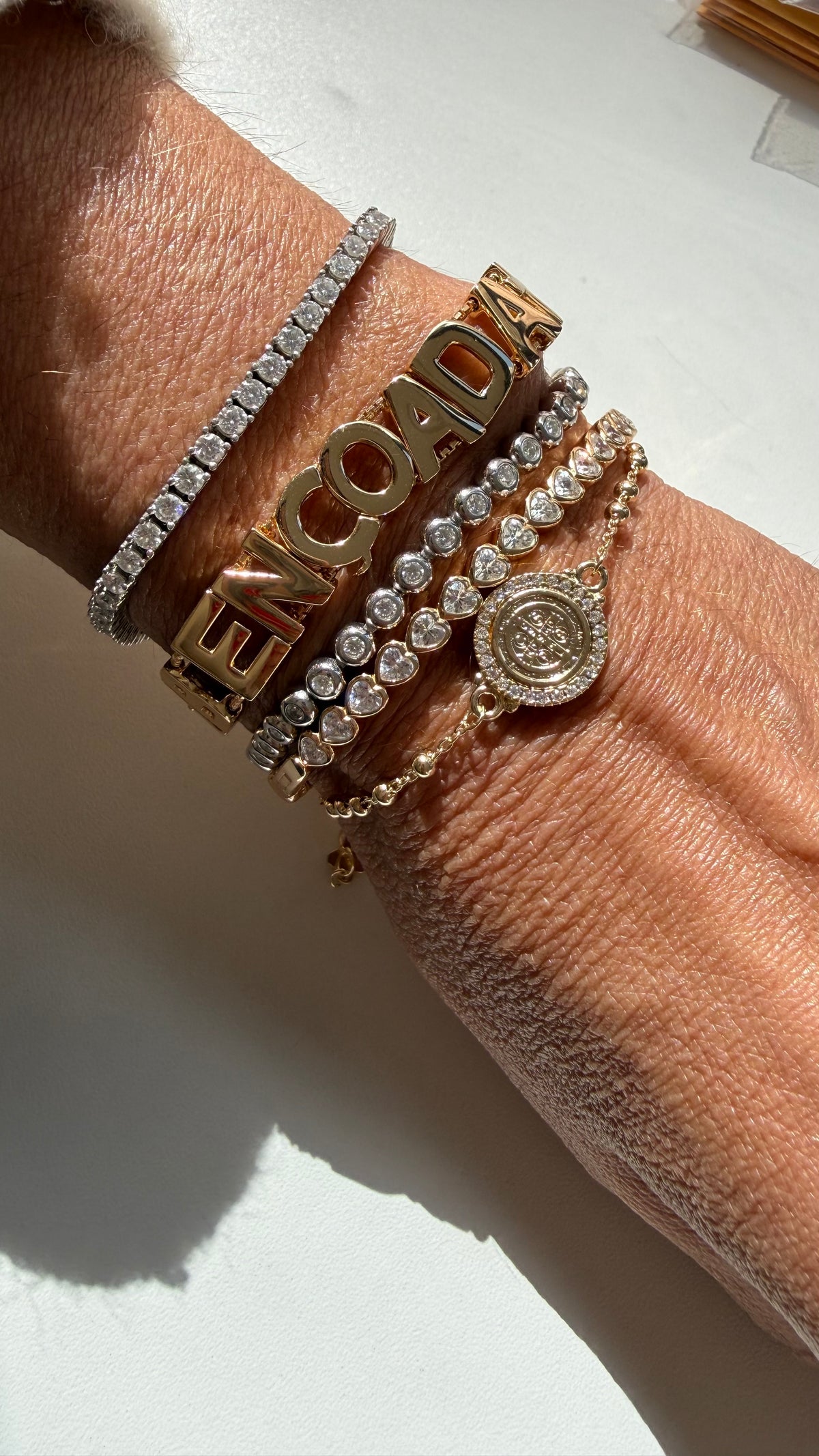 Pulseira medalha São Bento moissanites