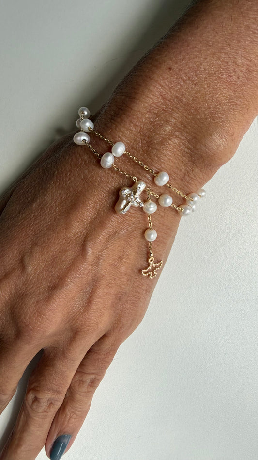 Pulseira terço pérolas