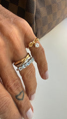 Anel mindinho laço Moissanites