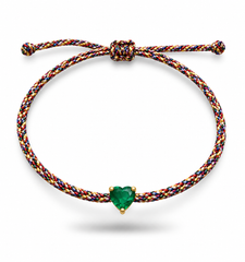 Pulseira fio de seda com esmeralda coração 5x5mm