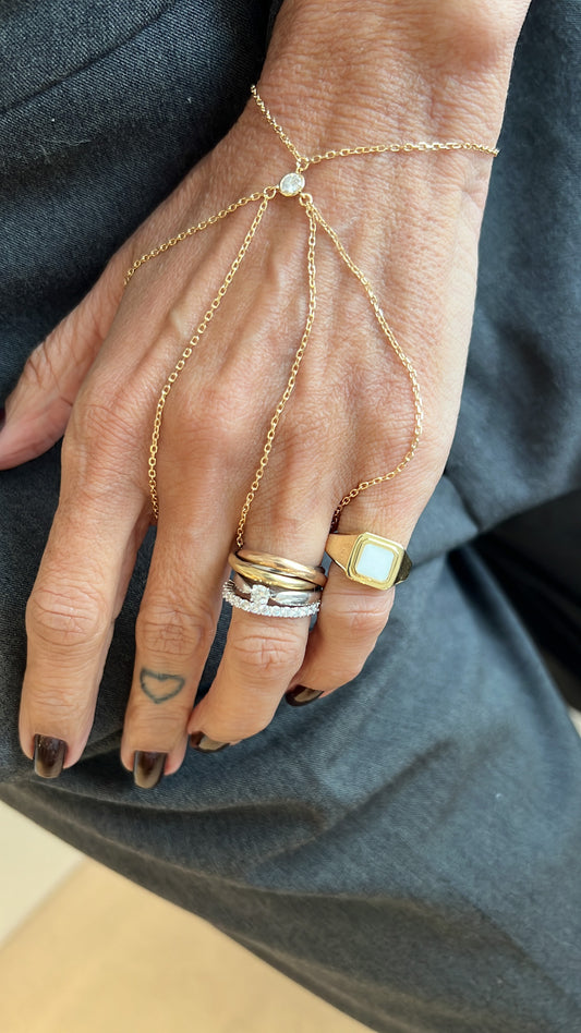 Pulseira de mão Karime moissanite