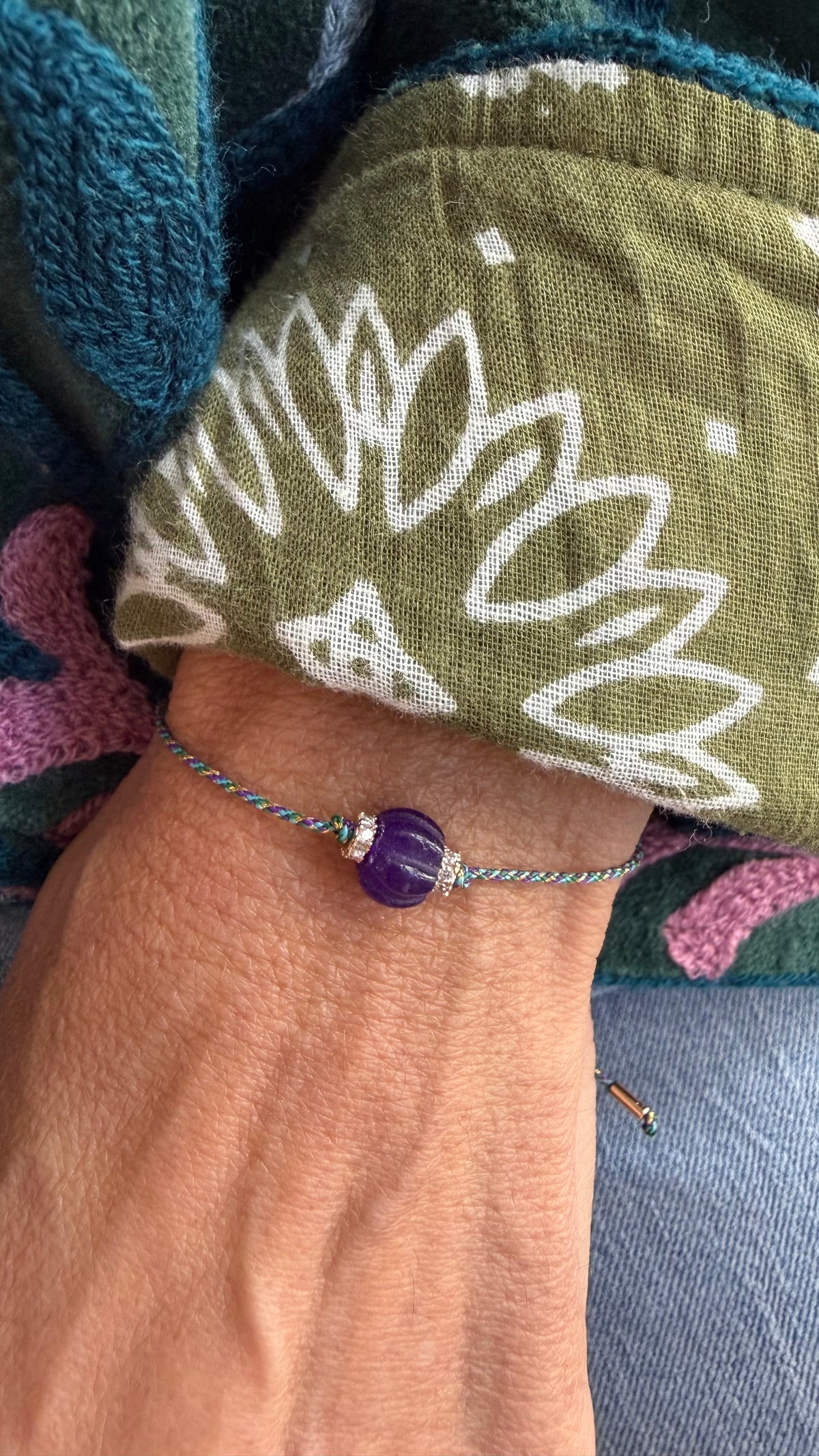 Pulseira fio de seda pitangas
