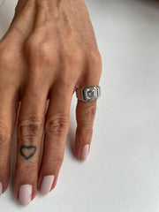 Anel dedinho quadrado moissanite