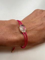 Pulseira fio de seda pedras ovais ( REPOSIÇÃO EM BREVE)