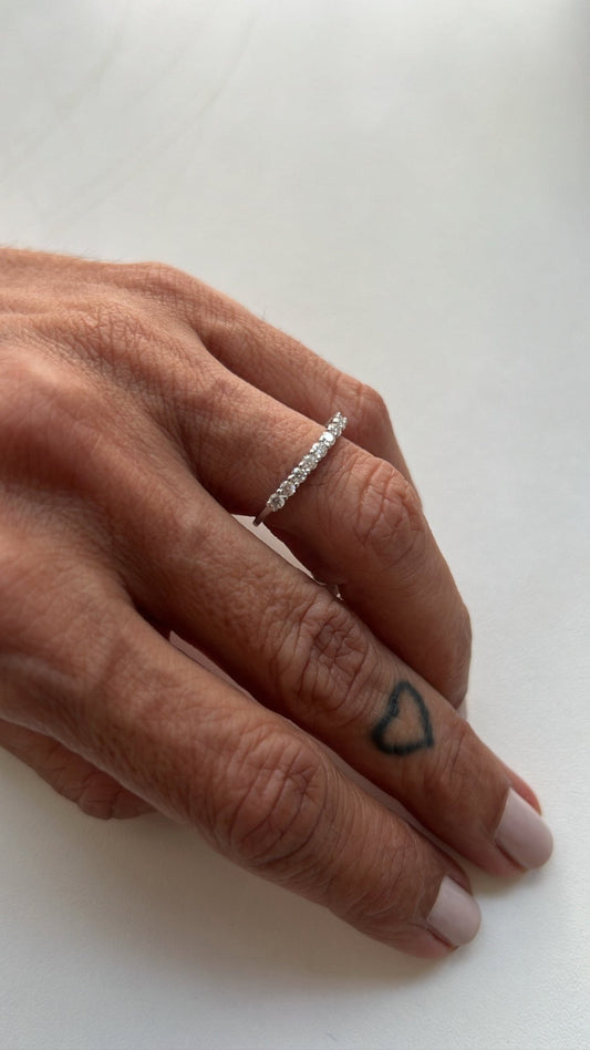 Anel meia aliança Moissanite - Helen Gordilho
