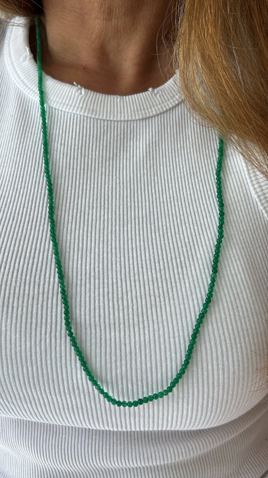 Colar alongado Jade verde - Helen Gordilho