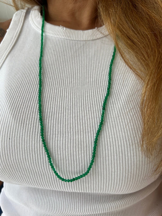 Colar alongado Jade verde - Helen Gordilho