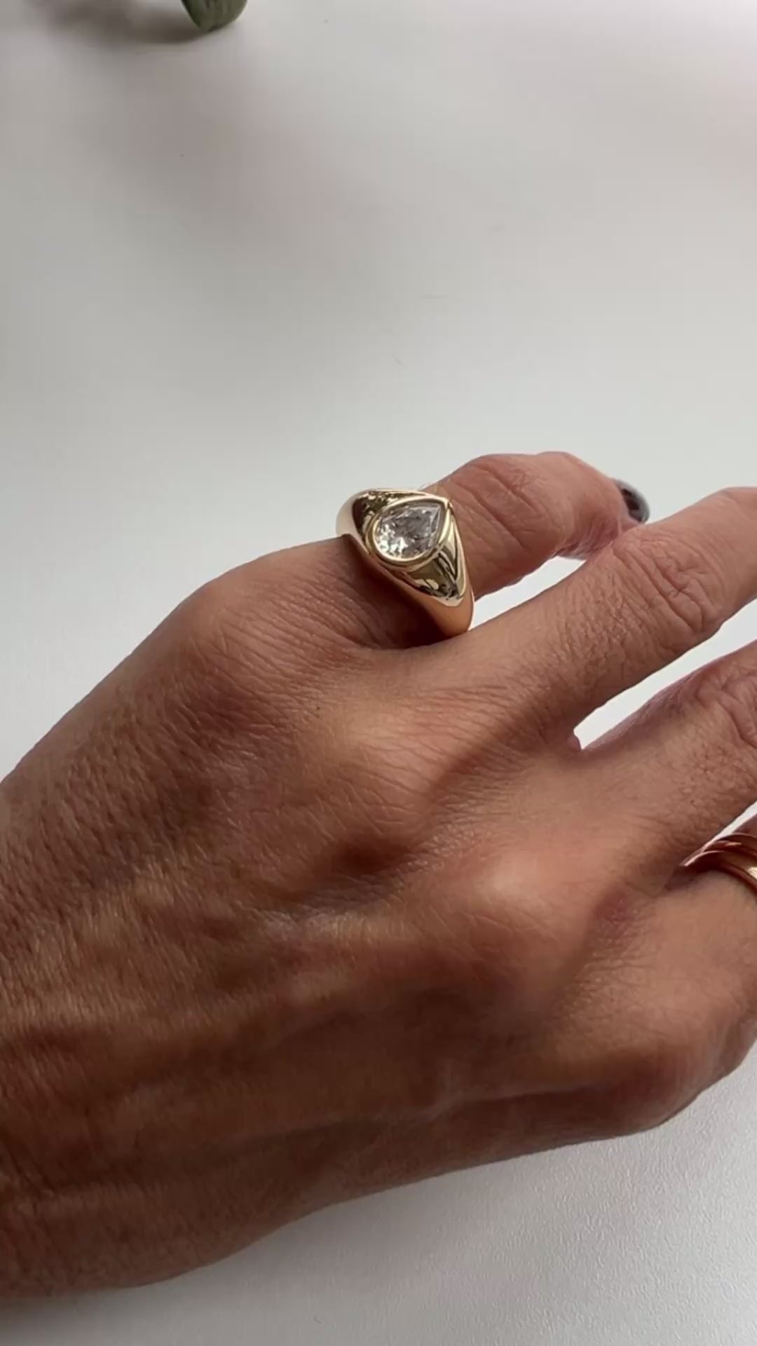 Anel moissanite Alexia