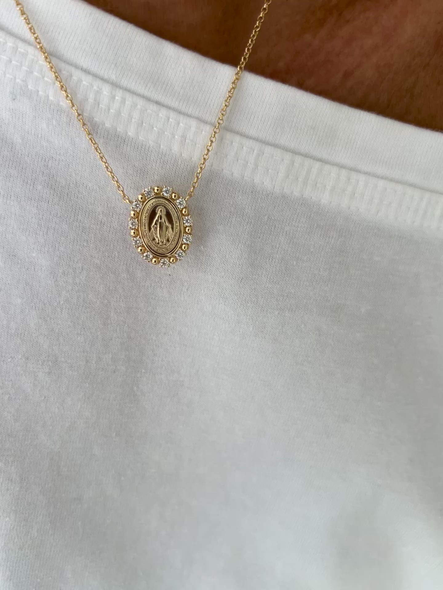 Colar medalha milagrosa moissanite