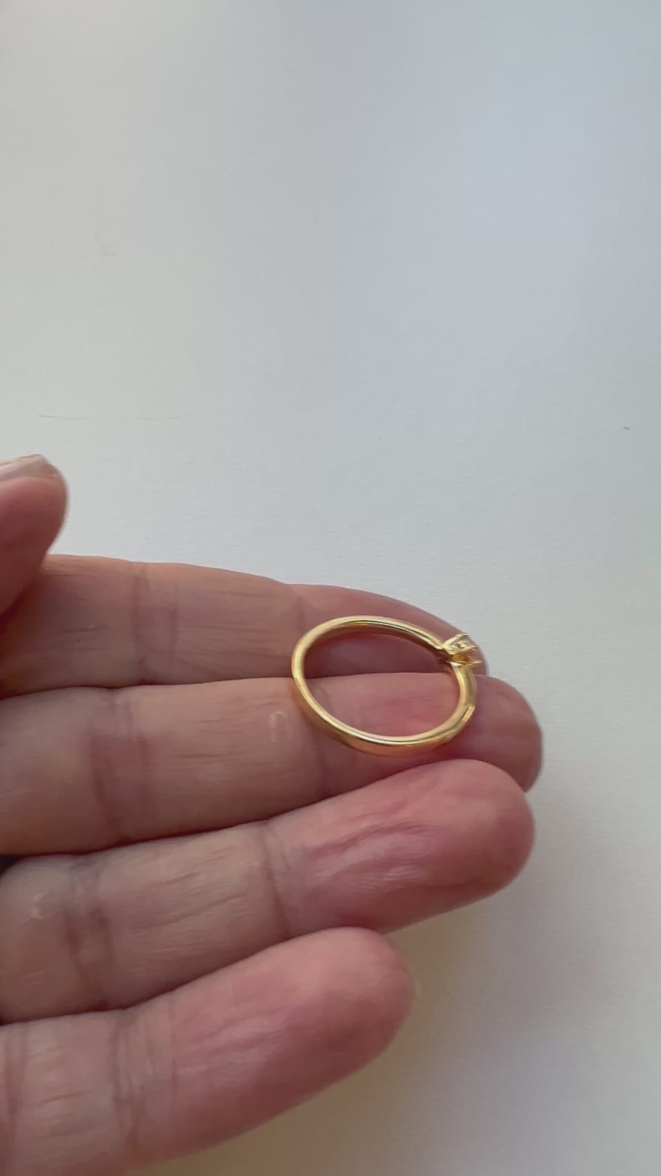 Anel solitário moissanite cravação coroa