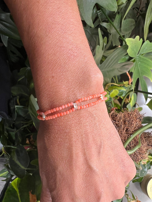 Pulseira Tati coral dois fios - Helen Gordilho